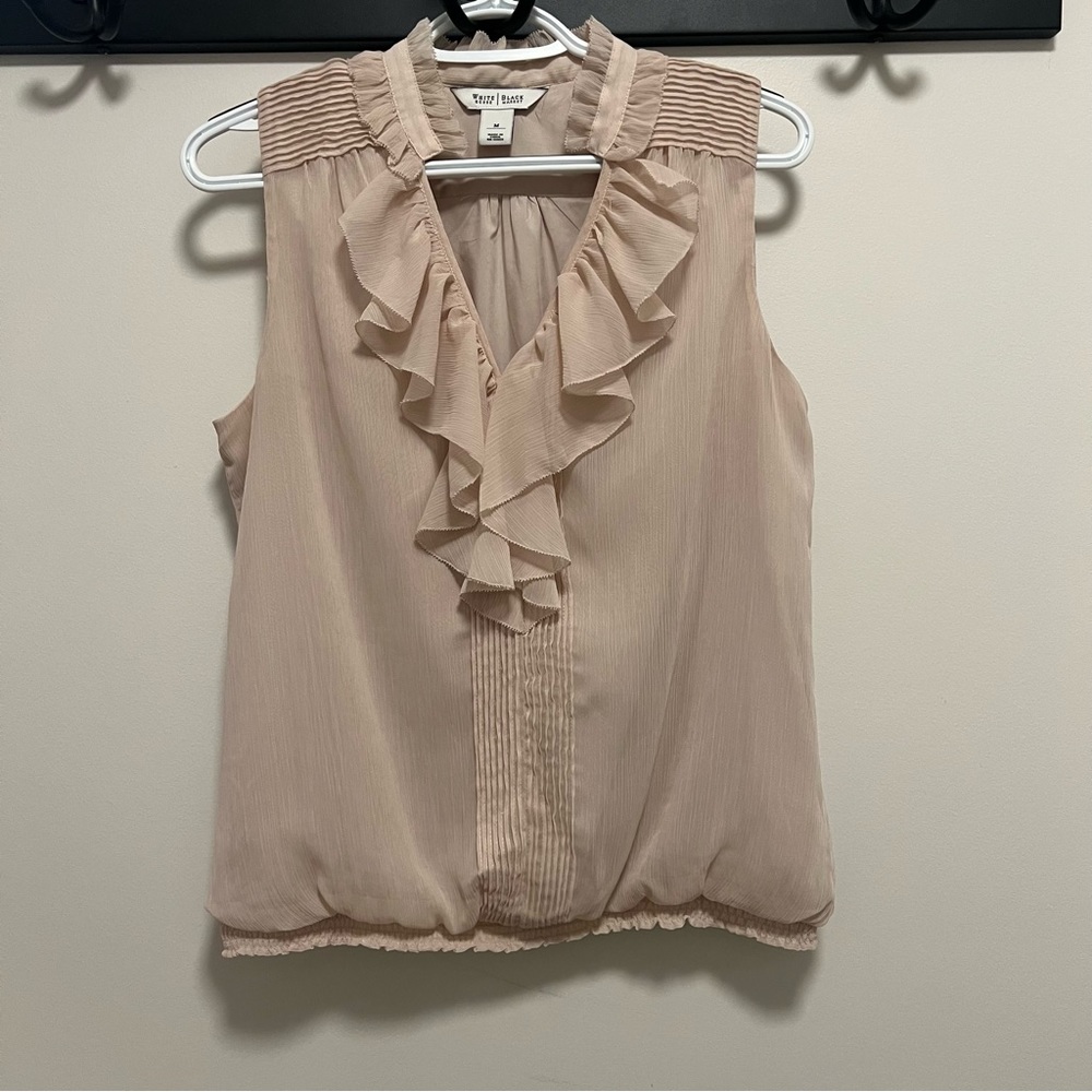 White House Black Market Ruffle V-Neck Tank - M